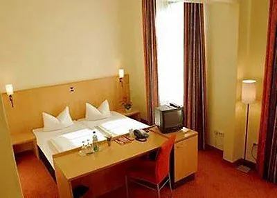 פרנקפורט Ambassador Hotel