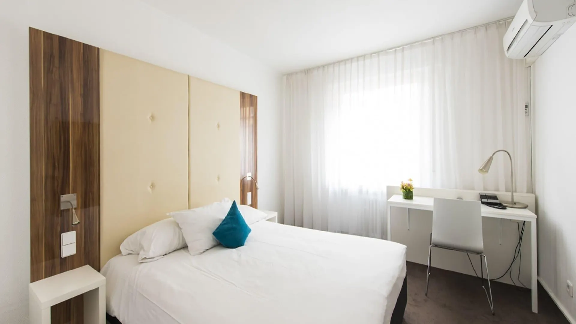 פרנקפורט Ambassador Hotel